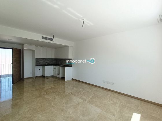 Foto 1 de Pis nou en venda a calle Playa de Oliva de 3 habitacions amb piscina i ascensor