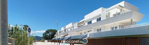 Foto 1 de Piso nuevo en venta en calle Playa de Oliva de 2 habitaciones con piscina y aire acondicionado