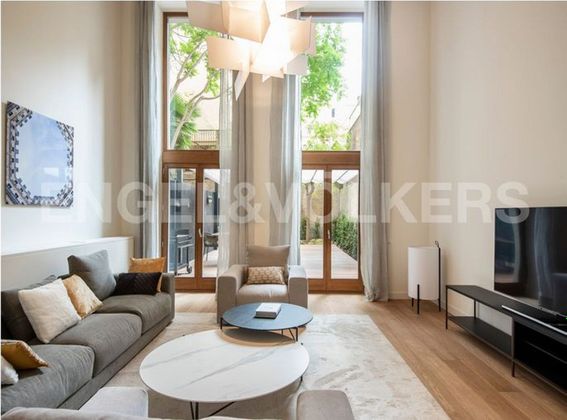 Foto 1 de Piso nuevo en venta en La Dreta de l'Eixample de 3 habitaciones con jardín y aire acondicionado