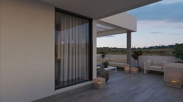 Foto 1 de Venta de piso nuevo en urbanización Camarate Golf de 2 habitaciones con piscina y ascensor