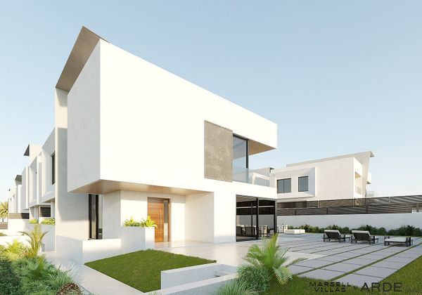 Foto 2 de Casa nova en venda a calle Concha Espina de 5 habitacions amb piscina i jardí