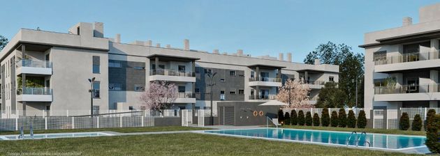 Foto 1 de Venta de piso nuevo en calle Rovira i Virgili de 3 habitaciones con piscina y ascensor