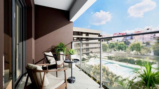 Foto 1 de Venta de piso nuevo en calle Mare de Déu de la Victòria de 4 habitaciones con jardín y aire acondicionado
