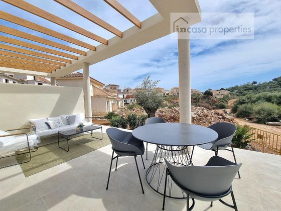 Foto 1 de Casa nueva en venta en calle Des Castellot de 2 habitaciones con piscina y jardín