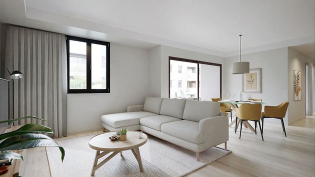 Foto 2 de Venta de piso nuevo en calle De Prat de la Riba de 3 habitaciones con piscina y aire acondicionado