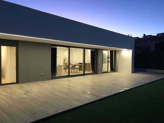 Foto 1 de Casa nova en venda a urbanización El Zorongo de 3 habitacions amb jardí