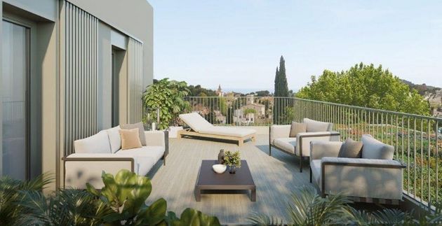 Foto 1 de Piso nuevo en venta en calle De Sant Jaume de 4 habitaciones con jardín y aire acondicionado