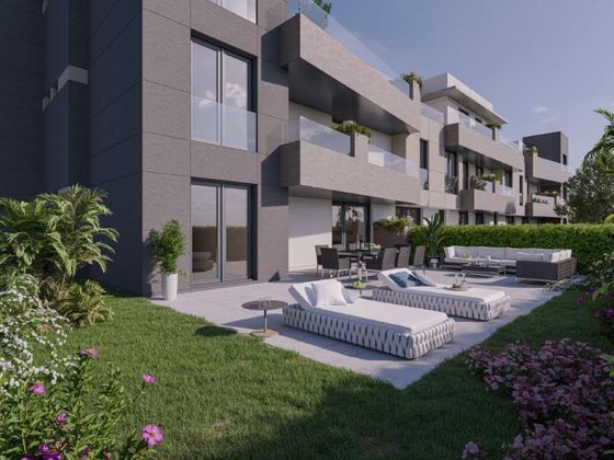 Foto 1 de Casa nueva en venta en calle El Mansín de 4 habitaciones con piscina y jardín