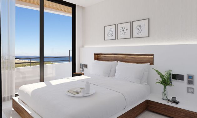 Foto 1 de Pis nou en venda a calle Canarias de 2 habitacions amb piscina i ascensor
