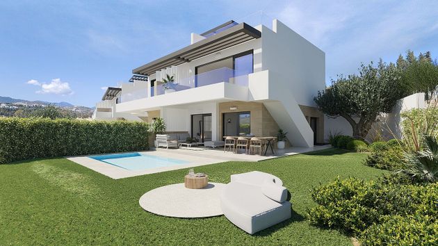 Foto 1 de Casa nova en venda a Paraíso - Atalaya- Benamara de 3 habitacions i 301 m²