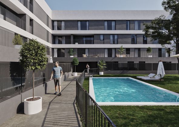 Foto 2 de Pis nou en venda a calle De Rovira i Brusi de 3 habitacions amb piscina i ascensor