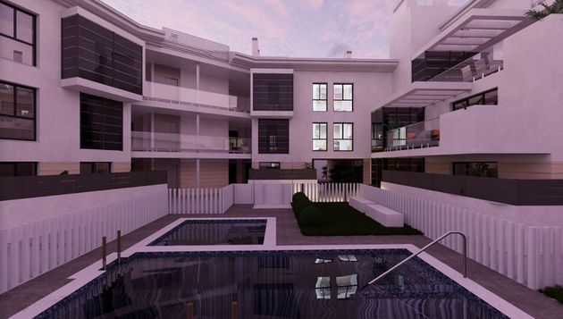 Foto 1 de Pis nou en venda a calle Atenas de 3 habitacions amb piscina i aire acondicionat