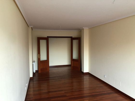 Foto 1 de Pis nou en venda a calle Santo Domingo de Guzmán Letras Abcd de 3 habitacions amb ascensor