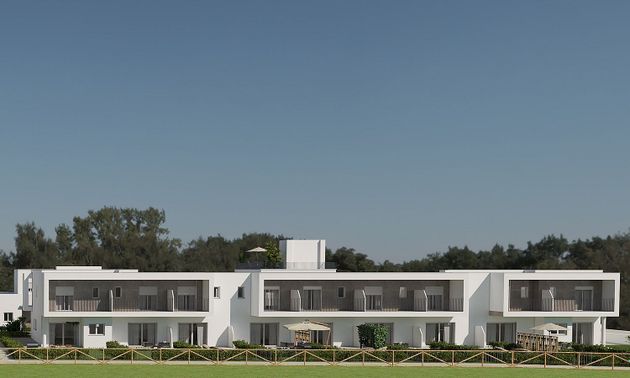 Foto 1 de Casa nueva en venta en calle Portus Gaditanus Manzanas M y M Campo de Golf & Croquet de 3 habitaciones con piscina y jardín