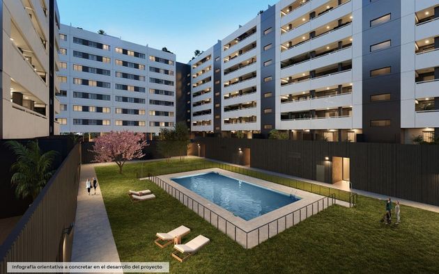 Foto 1 de Venta de piso nuevo en calle Los Cañones de Zaragoza de 3 habitaciones con piscina y ascensor
