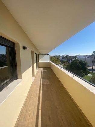 Foto 1 de Venta de piso nuevo en calle De la Unión Esquina Con García Morato de 3 habitaciones con piscina y jardín