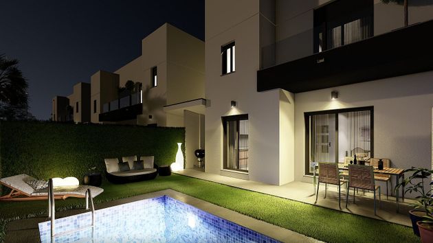 Foto 1 de Casa nova en venda a calle Huerta Palop de 4 habitacions amb piscina i jardí