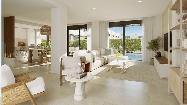 Foto 1 de Casa nova en venda a calle De la Fotja de 4 habitacions amb piscina i jardí