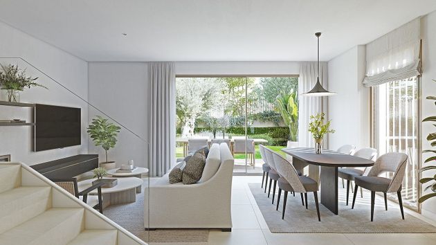 Foto 2 de Casa nova en venda a calle Montgo de 4 habitacions amb piscina i jardí