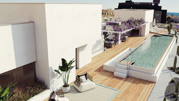 Foto 1 de Venta de piso nuevo en calle Catedrático Soler de 4 habitaciones con piscina y ascensor