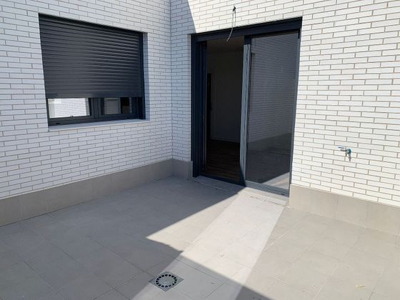 Foto 1 de Venta de piso nuevo en calle Cantábrico de 2 habitaciones con piscina y ascensor