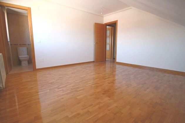 Foto 1 de Venta de piso nuevo en calle Castillo de Gauzón a En Piedras Blancas de 1 habitación con ascensor