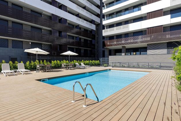 Foto 1 de Pis nou en venda a calle Pare Claret de 2 habitacions amb piscina i aire acondicionat