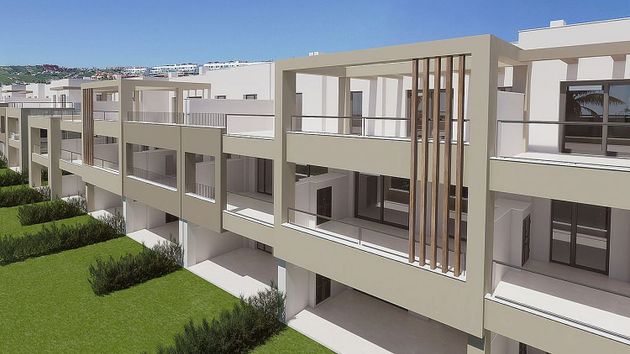 Foto 1 de Pis nou en venda a urbanización Arroyo Parrilla de 3 habitacions amb piscina i ascensor