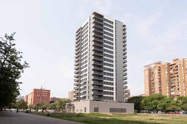 Foto 1 de Venta de piso nuevo en calle Blasco Ibañez de 4 habitaciones con piscina y ascensor