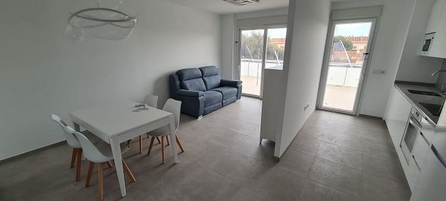 Foto 2 de Venta de piso nuevo en calle Blasco Ibañez de 2 habitaciones con piscina y ascensor