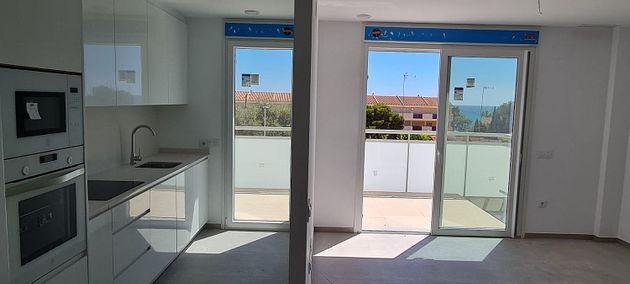 Foto 1 de Pis nou en venda a calle Blasco Ibañez de 3 habitacions amb piscina i ascensor