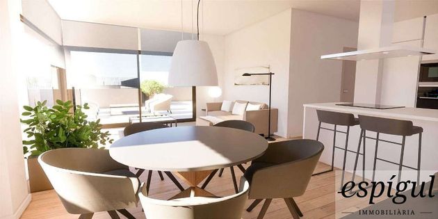 Foto 1 de Venta de piso nuevo en calle Josep Tarradellas de 4 habitaciones con piscina y ascensor