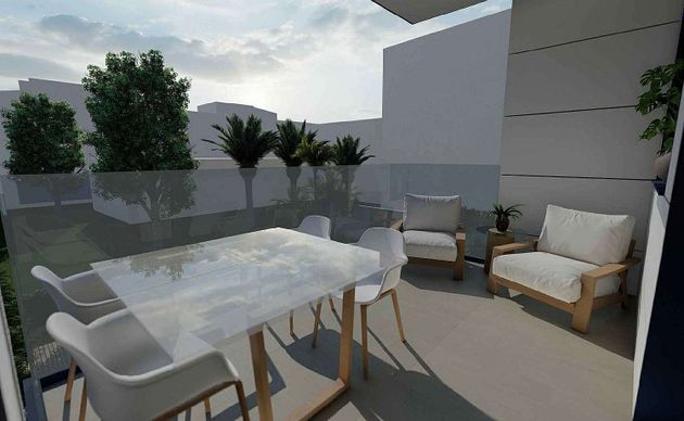 Foto 1 de Pis nou en venda a calle Pompeu Fabra de 3 habitacions amb piscina i ascensor