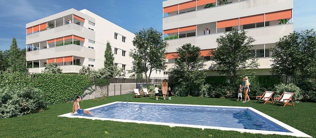 Foto 1 de Piso nuevo en venta en calle Roberto Bolaño Ávalos de 3 habitaciones con piscina y ascensor