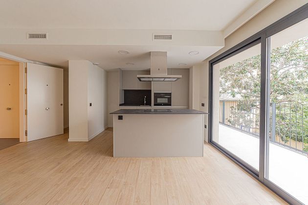 Foto 2 de Piso nuevo en venta en calle Barcelona de 2 habitaciones con piscina y ascensor