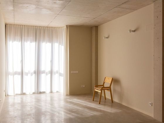 Foto 2 de Piso nuevo en venta en calle Sardenya de 1 habitación con aire acondicionado y ascensor
