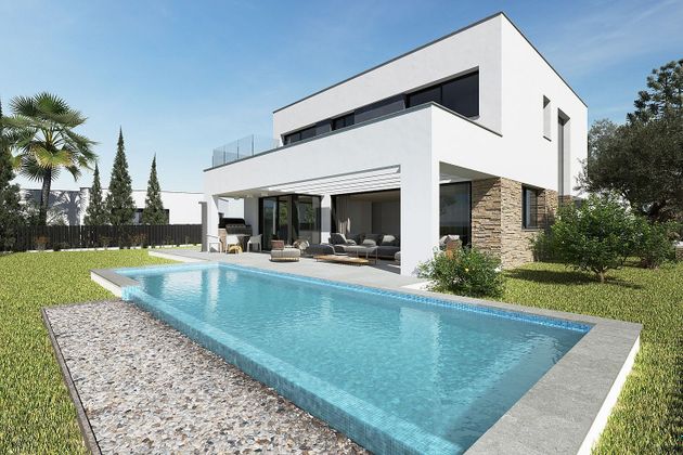Foto 1 de Casa nueva en venta en Valldoreix de 5 habitaciones con piscina y jardín