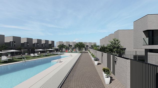 Foto 1 de Casa nova en venda a calle Casar de Talamanca de 4 habitacions amb piscina i jardí