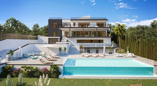 Foto 1 de Casa nova en venda a calle Fuente de 4 habitacions amb piscina i jardí