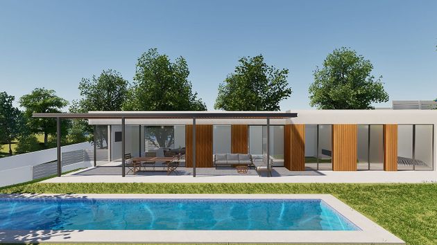 Foto 1 de Casa nueva en venta en calle Moli de Vent de 3 habitaciones con piscina y jardín