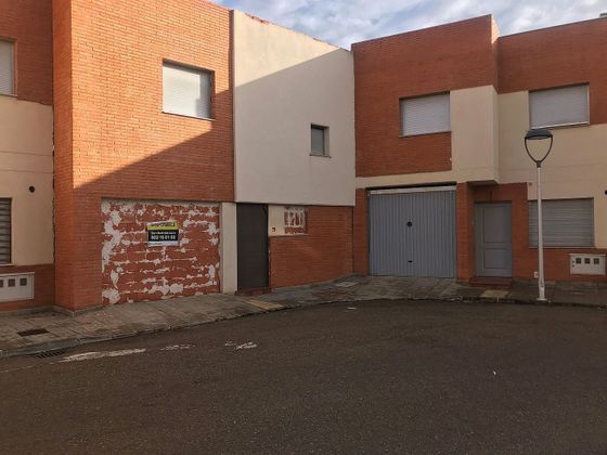 Foto 2 de Casa nueva en venta en calle Aquilino Arribas Fernández de 4 habitaciones y 212 m²
