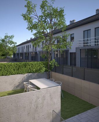 Foto 2 de Casa nova en venda a paseo Do Pinar de 4 habitacions i 171 m²