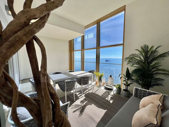 Foto 1 de Pis nou en venda a Playa de Poniente de 3 habitacions amb piscina i ascensor
