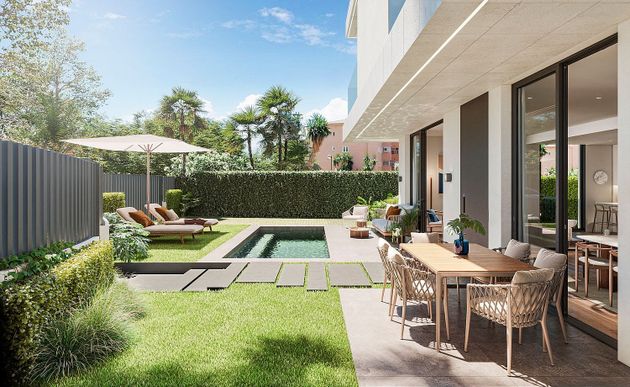Foto 1 de Casa nova en venda a calle Miramar de 3 habitacions amb piscina i jardí