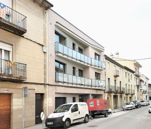 Foto 2 de Pis nou en venda a calle Sant Joan Les Abadesses de 2 habitacions amb ascensor
