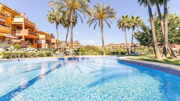 Foto 1 de Pis nou en venda a Cabo Pino - Reserva de Marbella de 2 habitacions amb piscina i ascensor