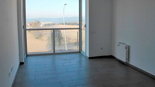 Foto 2 de Pis nou en venda a Sant Feliu Sasserra de 3 habitacions amb ascensor