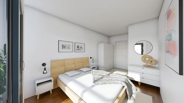 Foto 2 de Venta de piso nuevo en calle Sant Crispí de 2 habitaciones y 62 m²