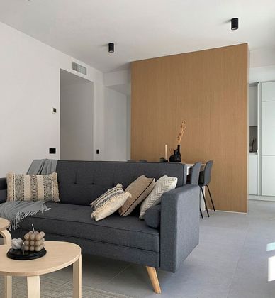 Foto 1 de Pis nou en venda a calle Sant Miquel y Frederic Bosch de 3 habitacions amb aire acondicionat i ascensor