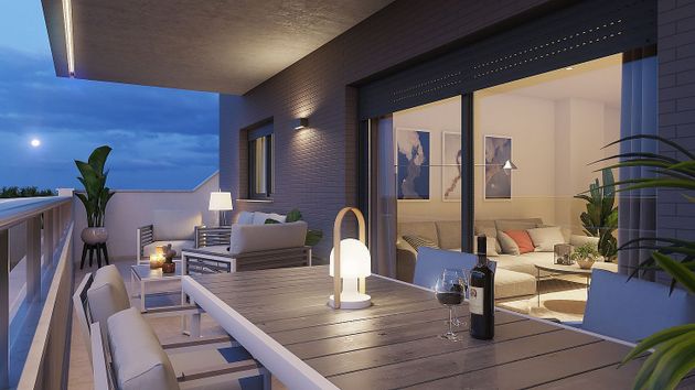 Foto 1 de Venta de piso nuevo en carretera Zeus Esquina Con Alhadra de 2 habitaciones con piscina y jardín